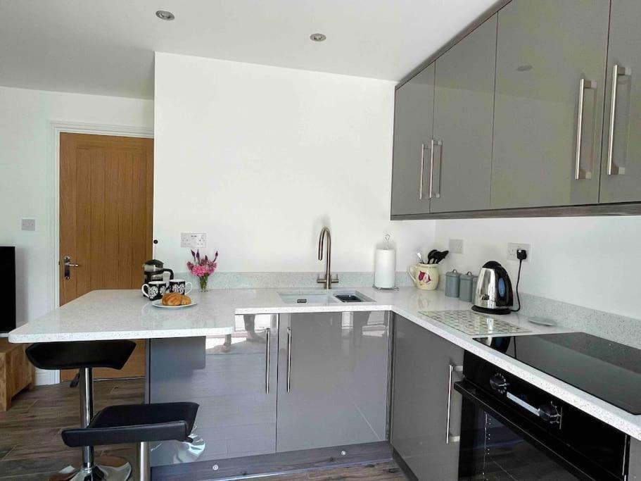 Little Greenway Holiday Bungalow Galmpton Екстериор снимка