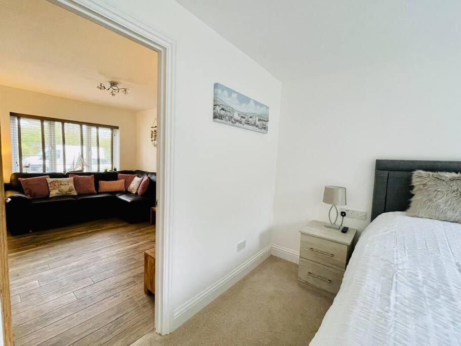 Little Greenway Holiday Bungalow Galmpton Екстериор снимка